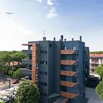 Hotel apartamentowy 9 Line 4*