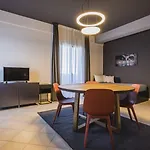 9 Line Hotel apartamentowy Milano Marittima