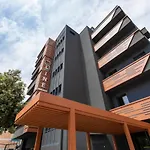 9 Line Aparthotel Milano Marittima