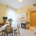 9 Line Aparthotel