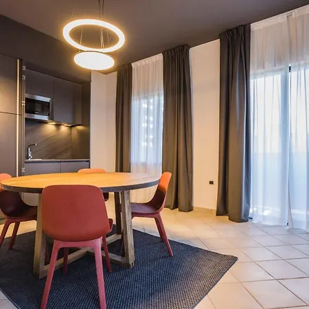 Apartmanhotel 9 Line 4*