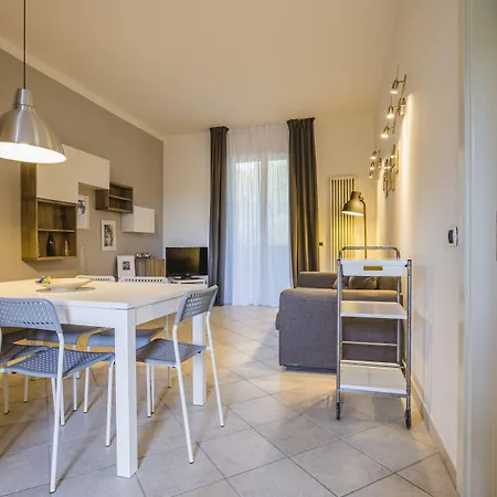 9 Line Apartmanhotel Milano Marittima