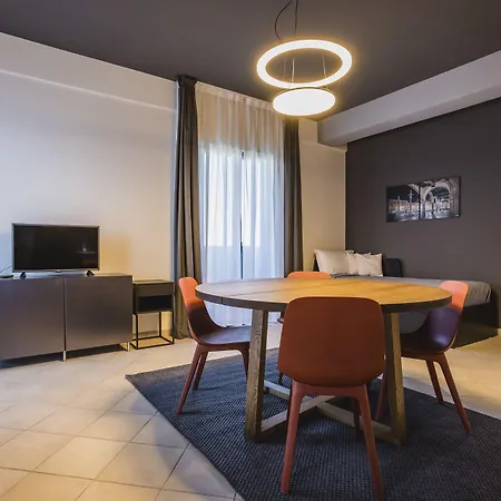 9 Line Apartmanhotel Milano Marittima