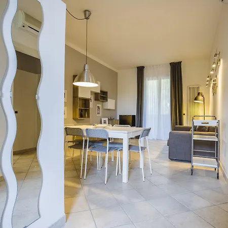 Apartmanhotel 9 Line 4*